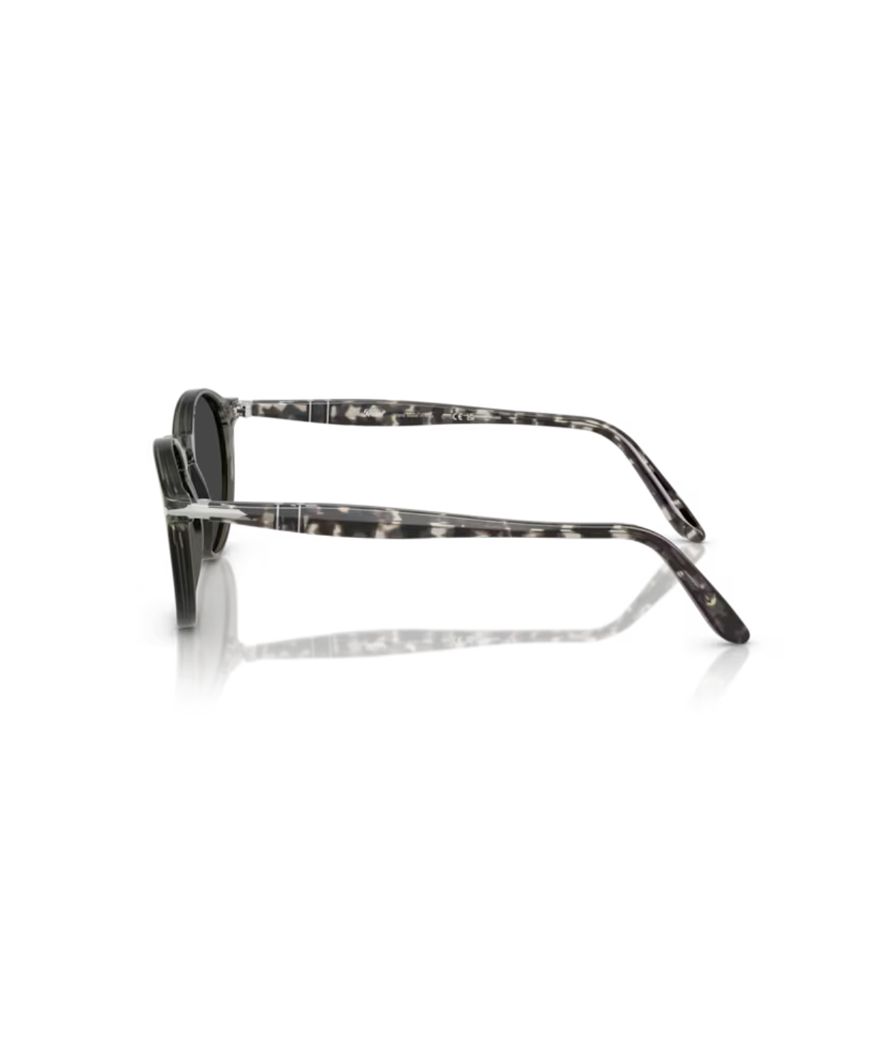 Smoke-Polarized black